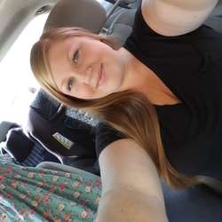 Babygirl2657's Chat & Dating Profile