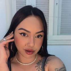 Babygrecca's Chat & Dating Profile