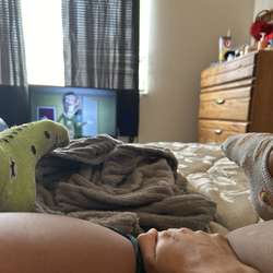 Curvyebonyseller's Chat & Dating Profile