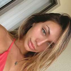 Jassy0002's Chat & Dating Profile