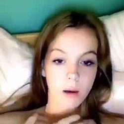 Rosexxx's Chat & Dating Profile