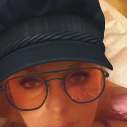 mirandaD1984's Chat & Dating Profile